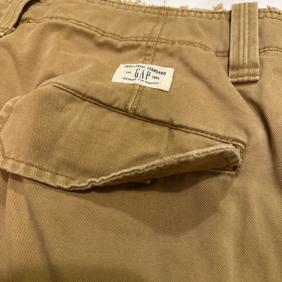 Mens  34X30 Gap Khakis Y2K  Loose Boot Fit Industrial Standard NWT Distressed - Picture 5 of 9